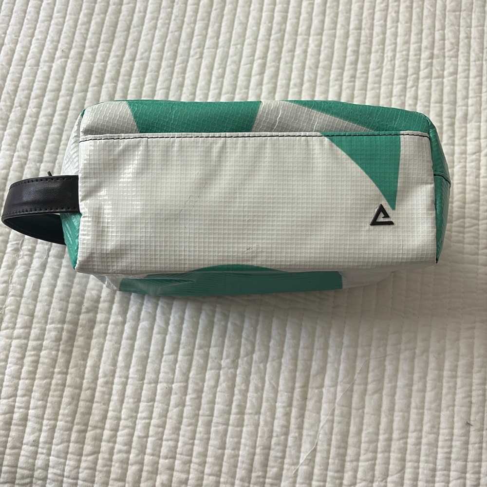 Rareform Toiletry Dopp Kit
